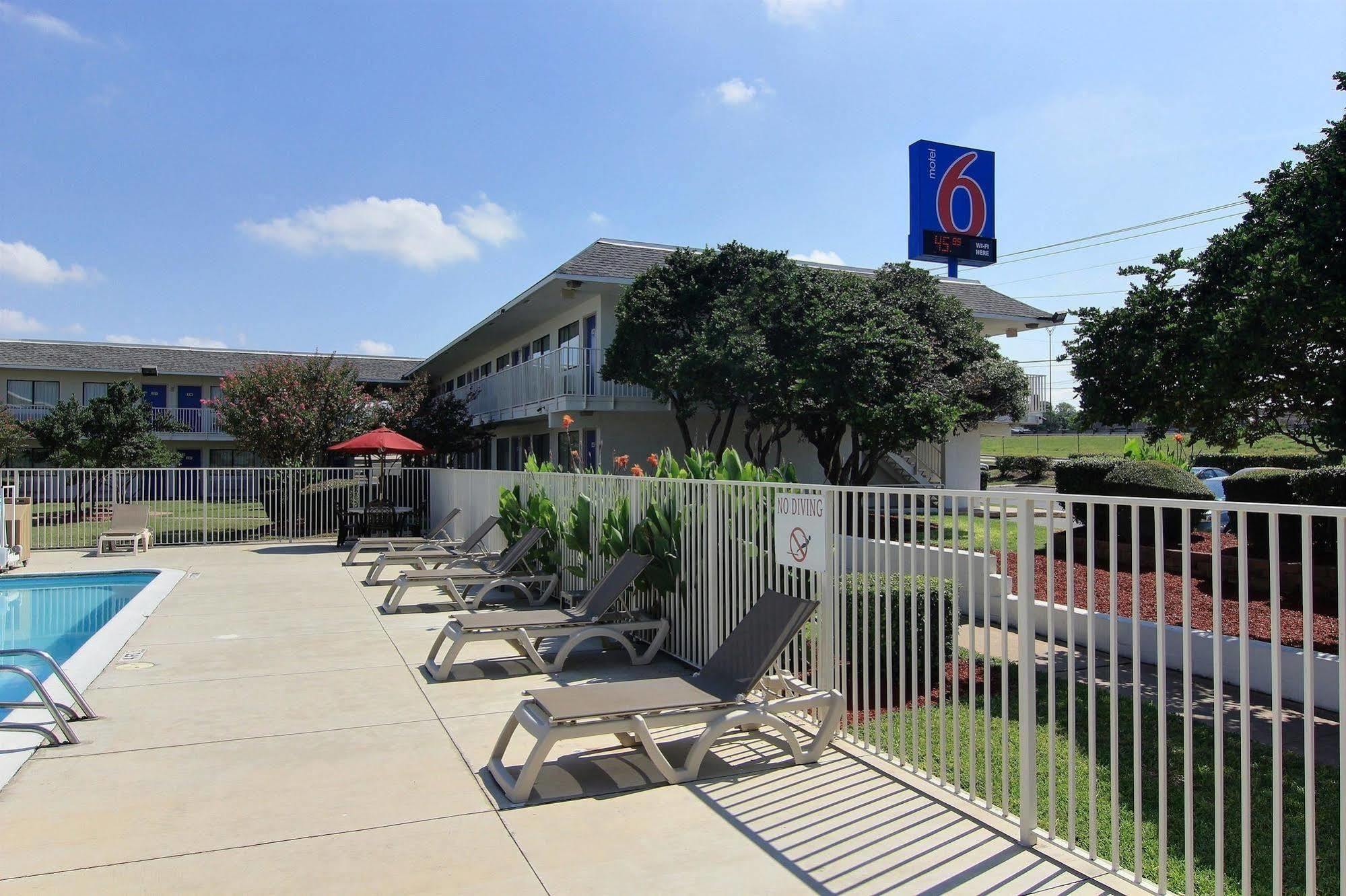 Motel 6-Austin, Tx - North ภายนอก รูปภาพ