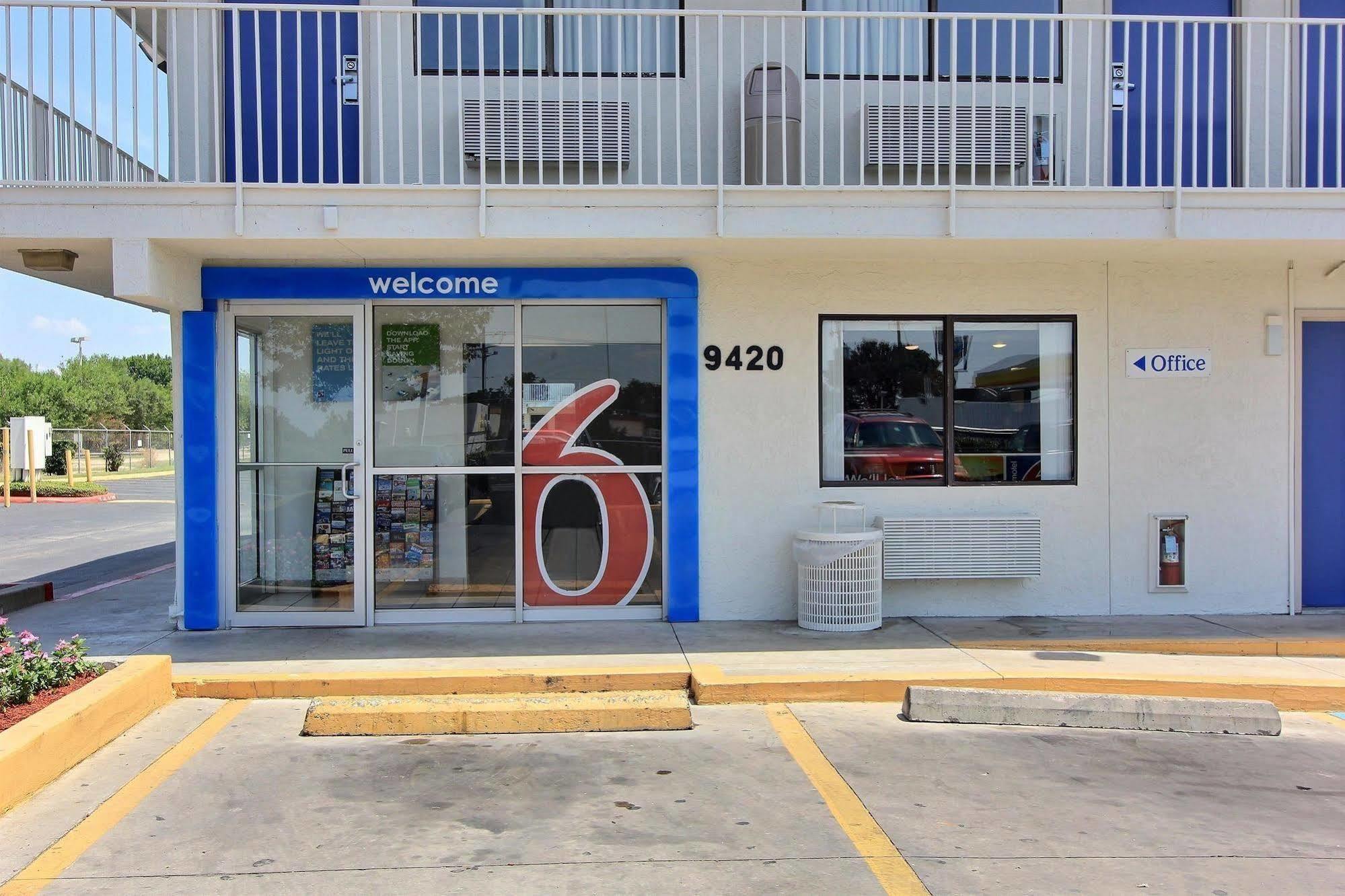 Motel 6-Austin, Tx - North ภายนอก รูปภาพ